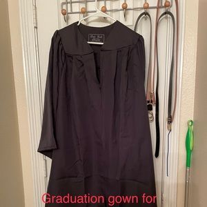 Graduation gown